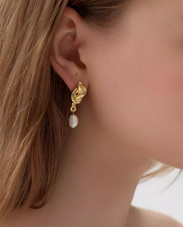 Boucles d’oreilles “Nœud d'Éclat” en Perles Naturelles et Argent Sterling 999 Plaqué Or