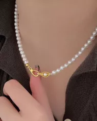 Collier Aphrodite – Perles Nacrées & Argent | Élégance Intemporelle