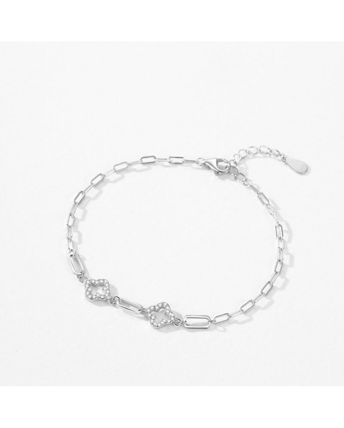 Bracelet en Argent avec Maillons Géométriques et Zirconium
