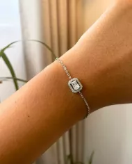 Bracelet Éclat Carré en Argent avec Cristal Central