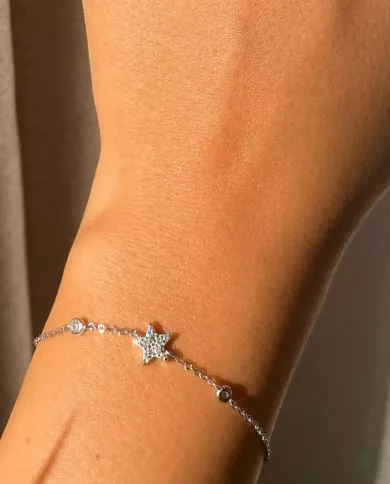 Bracelet en Argent avec Étoile et Pierres d'Oxyde de Zirconium