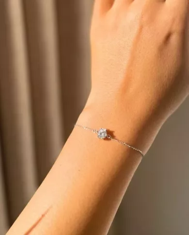 Bracelet en Argent avec Pierre Solitaire en Zirconium
