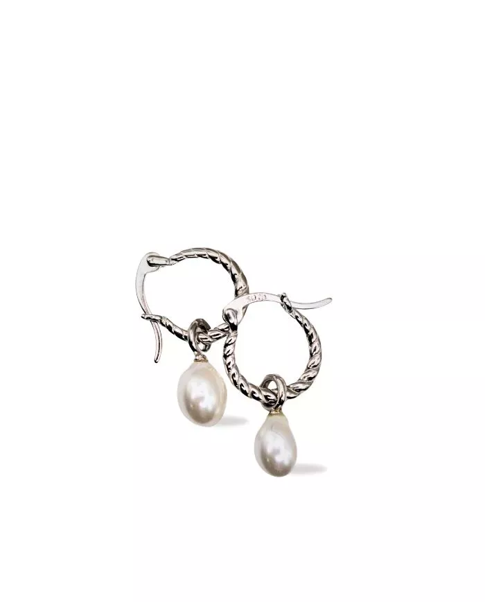 Boucles d'oreilles en argent avec perle blanche – Élégance pure