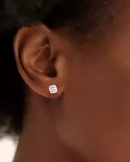 Boucles d'Oreilles Halo en Argent et Zirconium – Éclat et Élégance