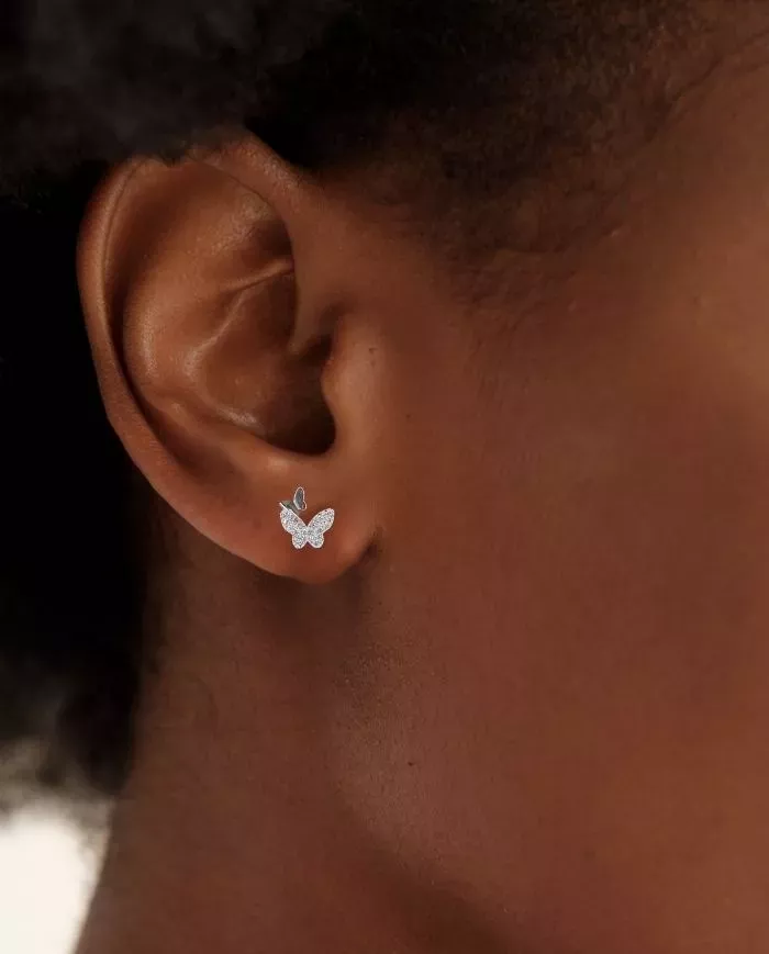 Boucles d'Oreilles Papillon Éclatant en Argent - Symbole de Liberté