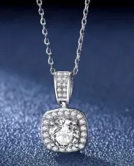 Collier Aura en argent avec zirconium scintillant