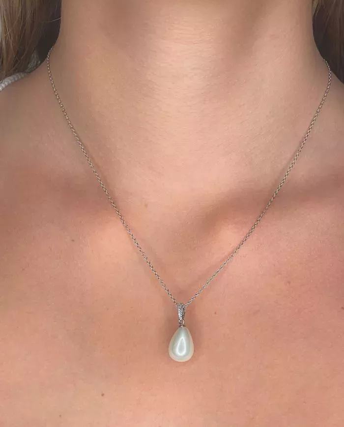 Collier en argent 925 avec perle goutte et zirconium scintillant