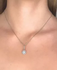 Collier pendentif zirconium scintillant en argent sterling