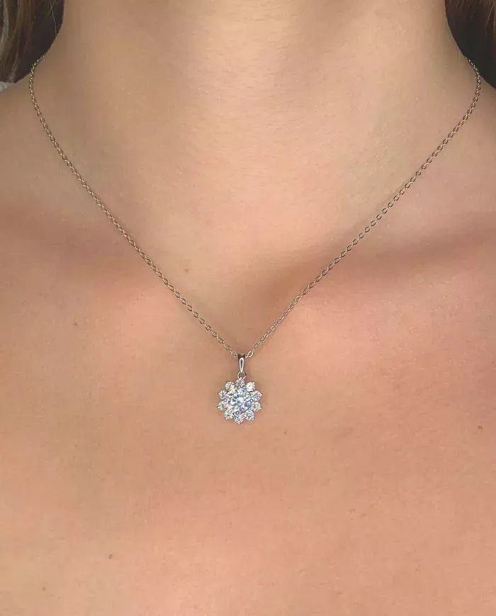 Collier Véra en argent avec zirconium | Design éclatant et raffiné
