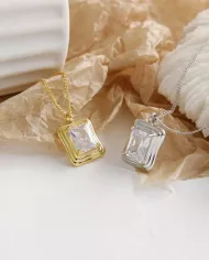 Collier Athéna en Argent Sterling 925 avec Zircon Carré