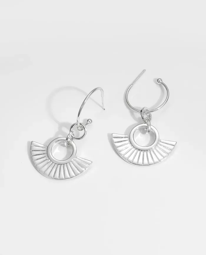 Boucle d'Oreille Unique Style Romain en Argent 925 Plaqué Or – Élégance et Charme Historique !