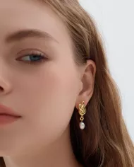 Boucles d’oreilles “Nœud d'Éclat” en Perles Naturelles et Argent Sterling 999 Plaqué Or