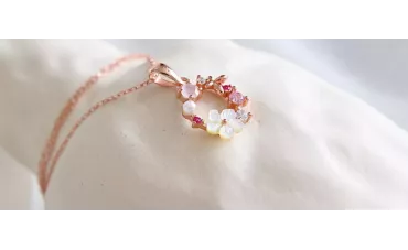 Pourquoi vos bijoux en argent noircissent-ils et comment y remédier ?